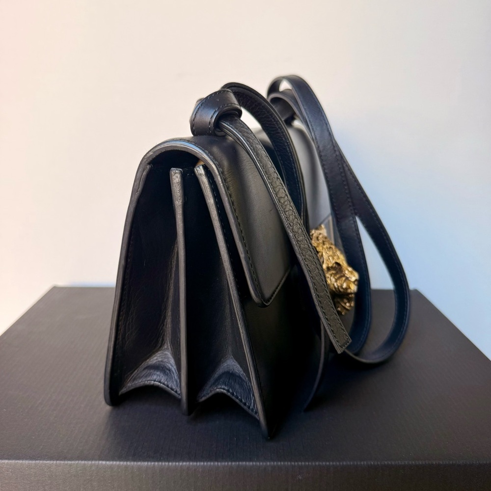 Gucci Rajah Tiger Head Black Leather Shoulder Bag Animalier
Dust Bag - Picture 5 of 12
